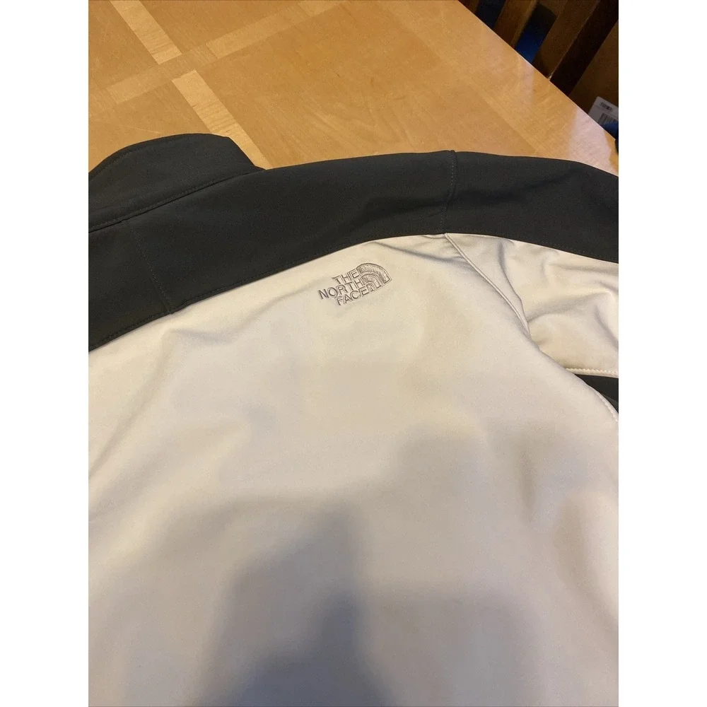 The North Face Jacket Mens Medium